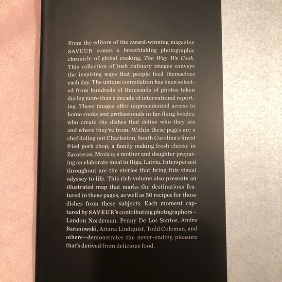 Lot of 2 Cookbooks - Picture 3 of 9